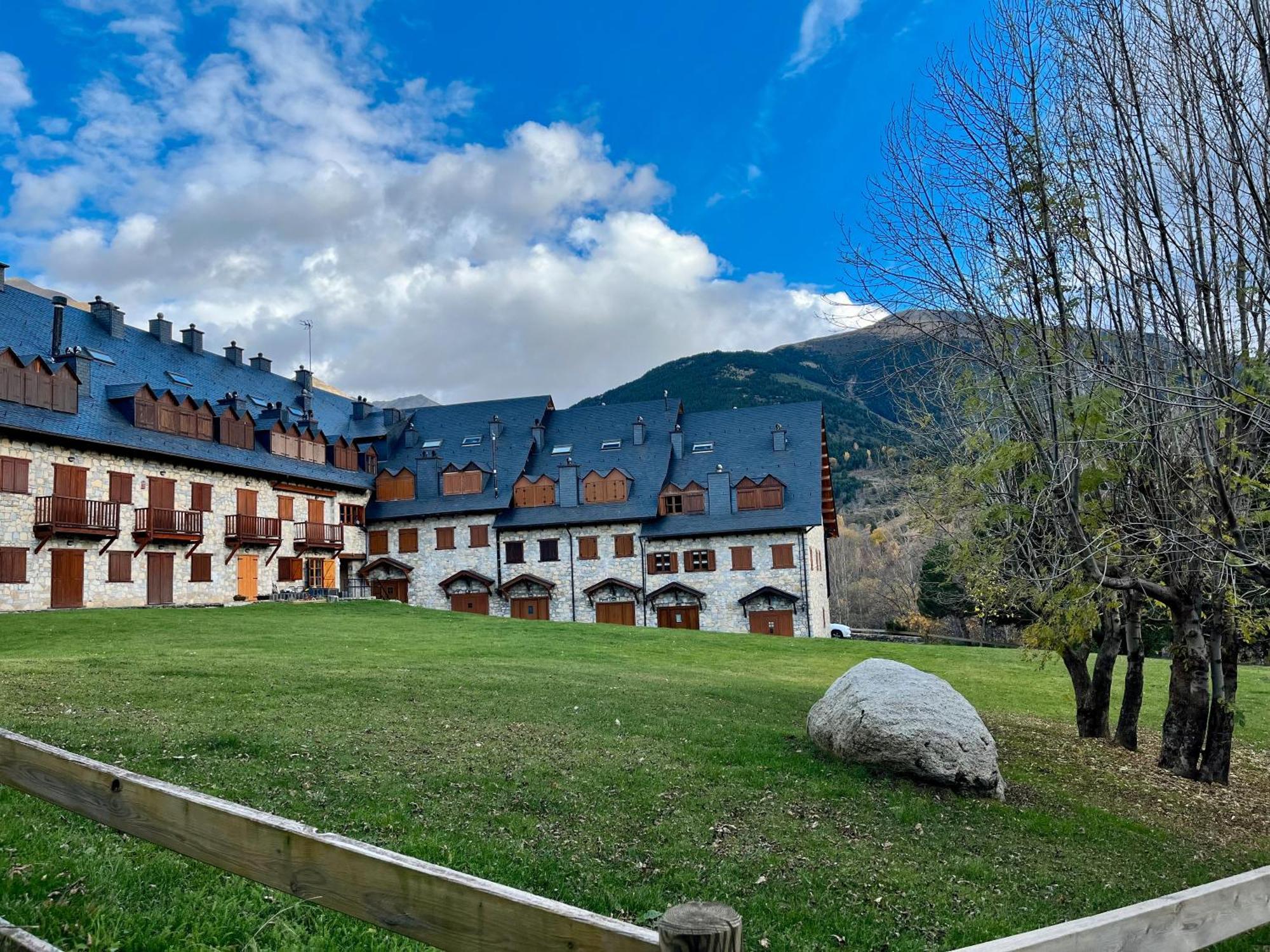 Appartement Mirador De La Neu à Pla de l'Ermita Extérieur photo